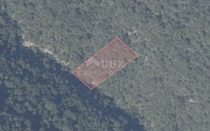 Land for sale 820 m² – Marčana