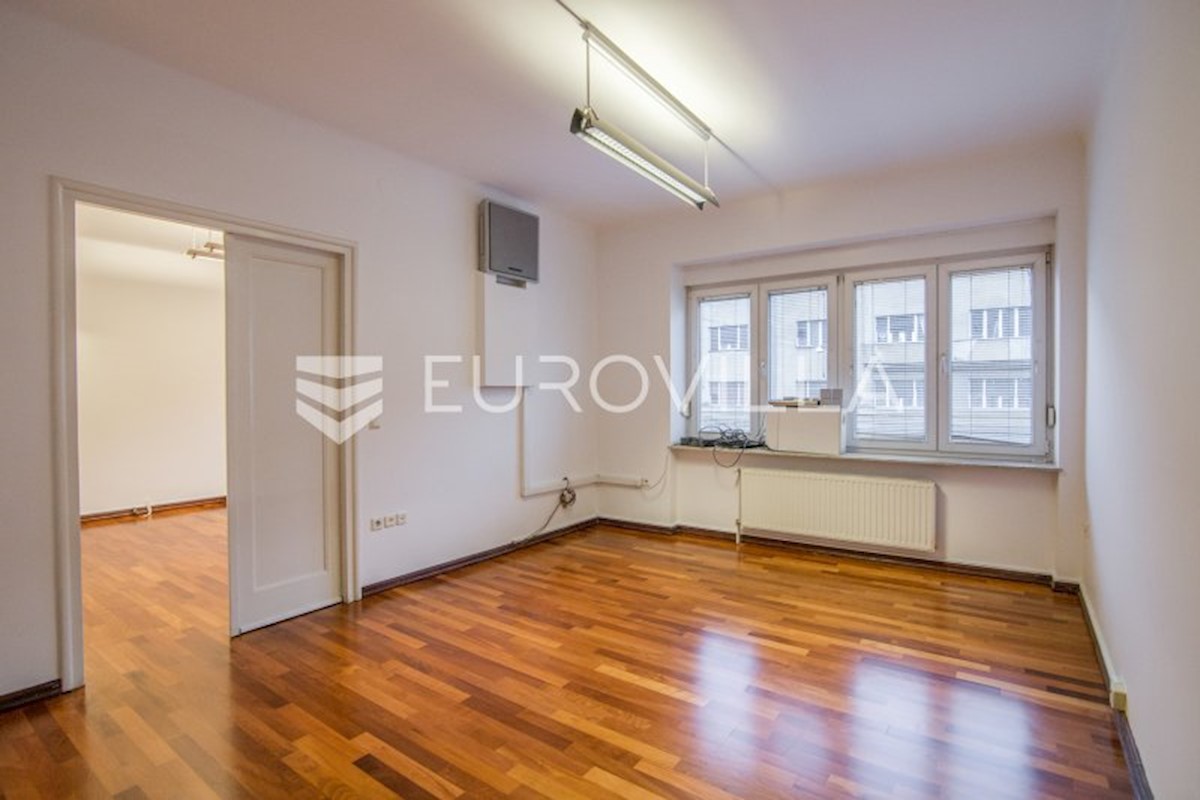 Flat For rent - GRAD ZAGREB  ZAGREB 