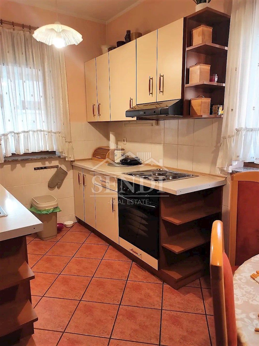 Flat For sale - PRIMORSKO-GORANSKA  JELENJE 