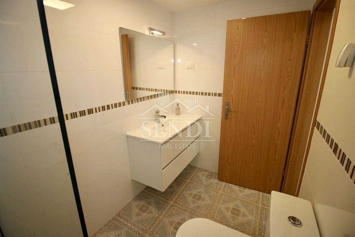 Appartement À louer - PRIMORSKO-GORANSKA  Lovran