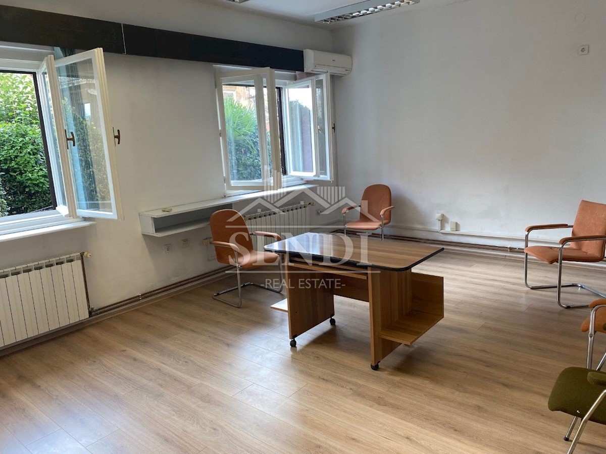 Business premises For rent - PRIMORSKO-GORANSKA  RIJEKA 