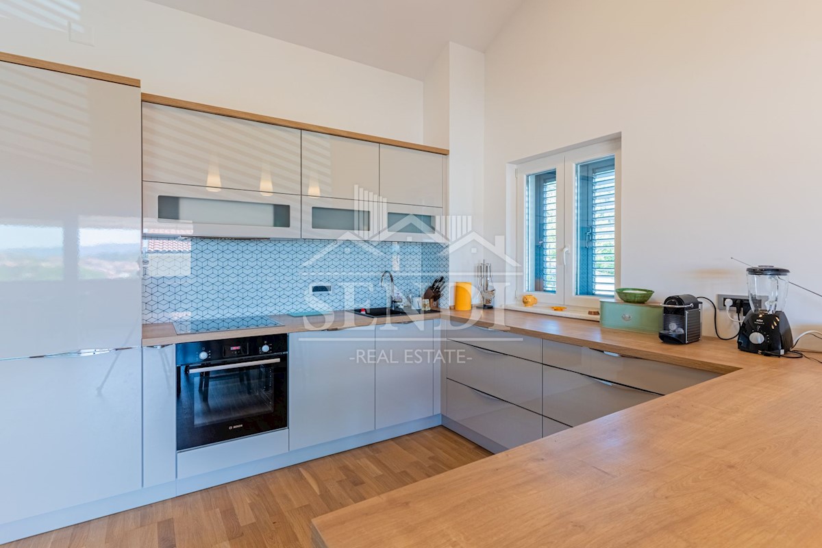 Flat For sale - PRIMORSKO-GORANSKA  CRES 