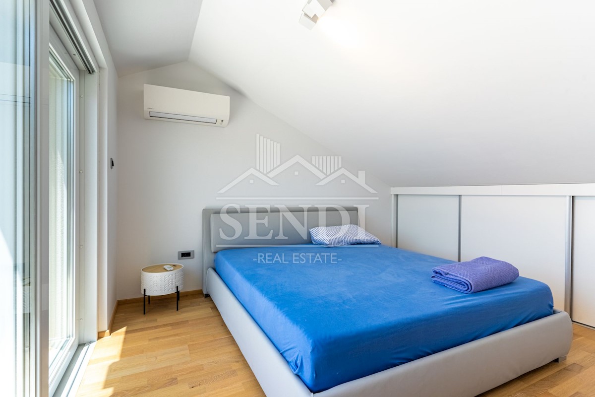 Apartmán Na prodej - PRIMORSKO-GORANSKA  CRES 