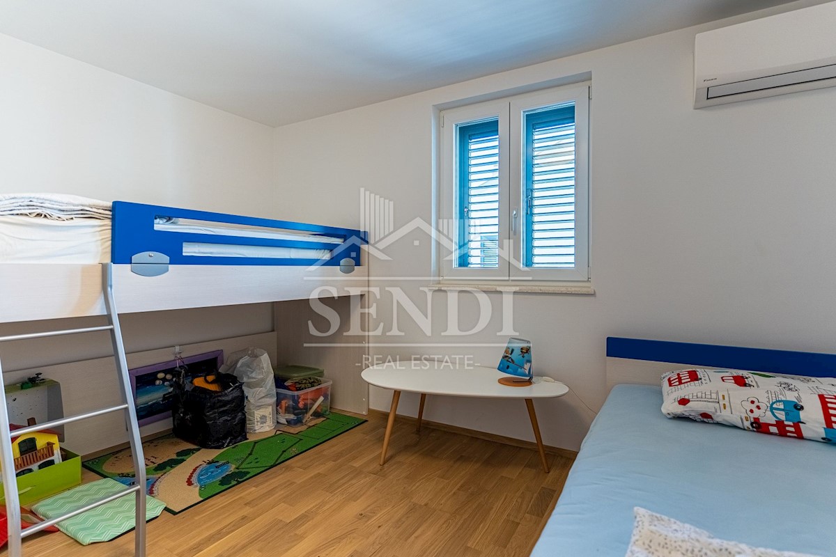 Apartmán Na prodej - PRIMORSKO-GORANSKA  CRES 