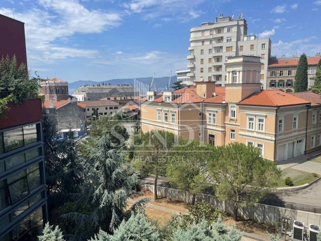 Poslovni prostori Naprodaj - Primorsko-goranska Rijeka - foto 3/6