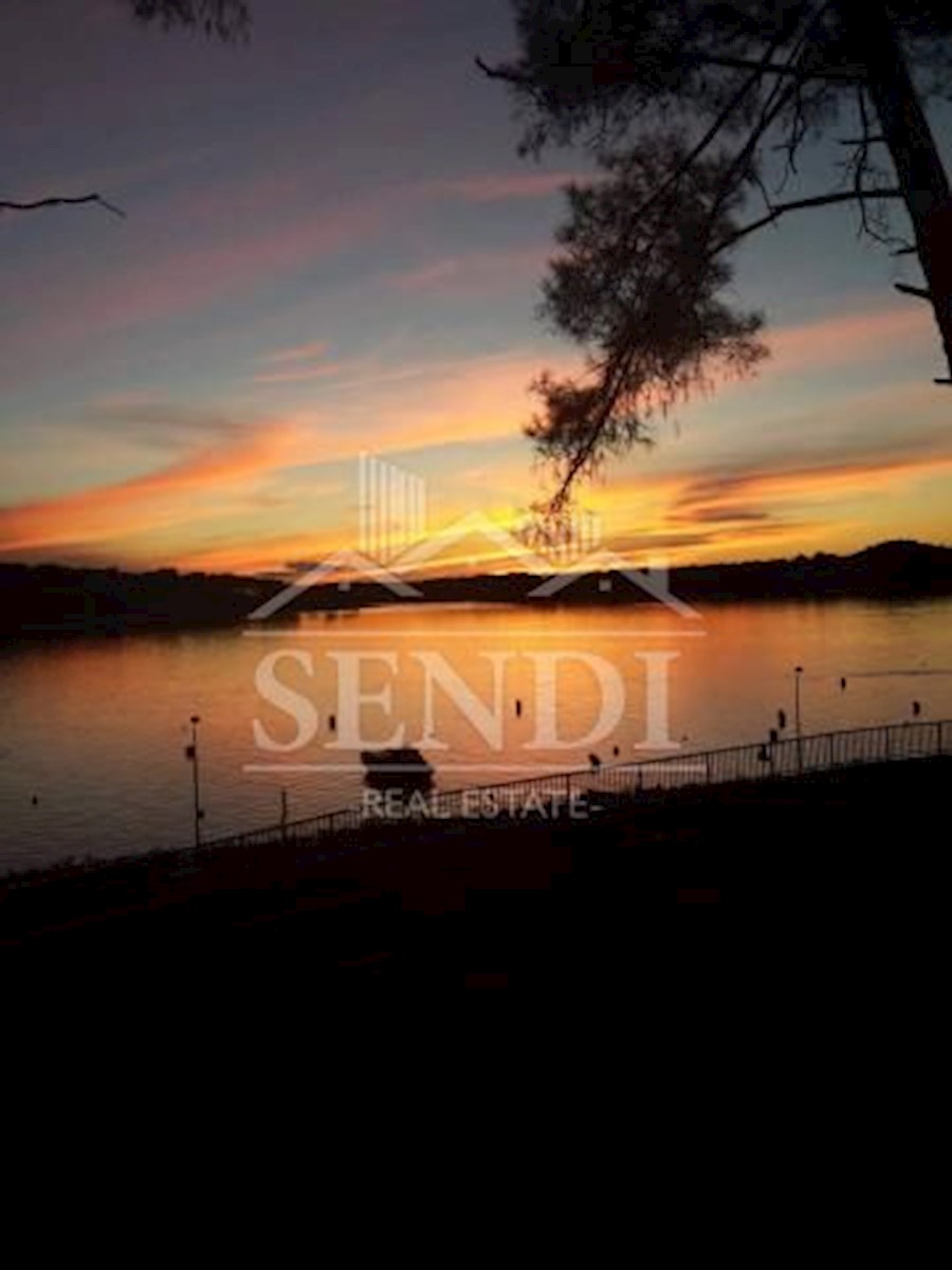 Hiša Naprodaj - PRIMORSKO-GORANSKA  Mali Lošinj