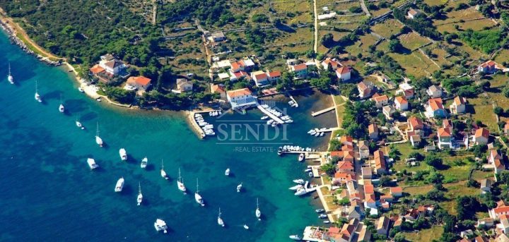Pozemek na prodej 285 m² – Ilovik