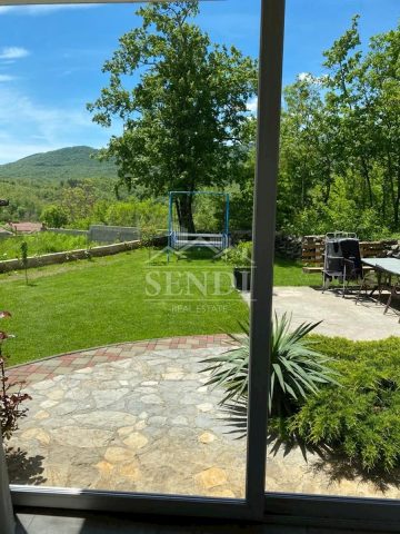 Casa in vendita 362 m² – Jurdani