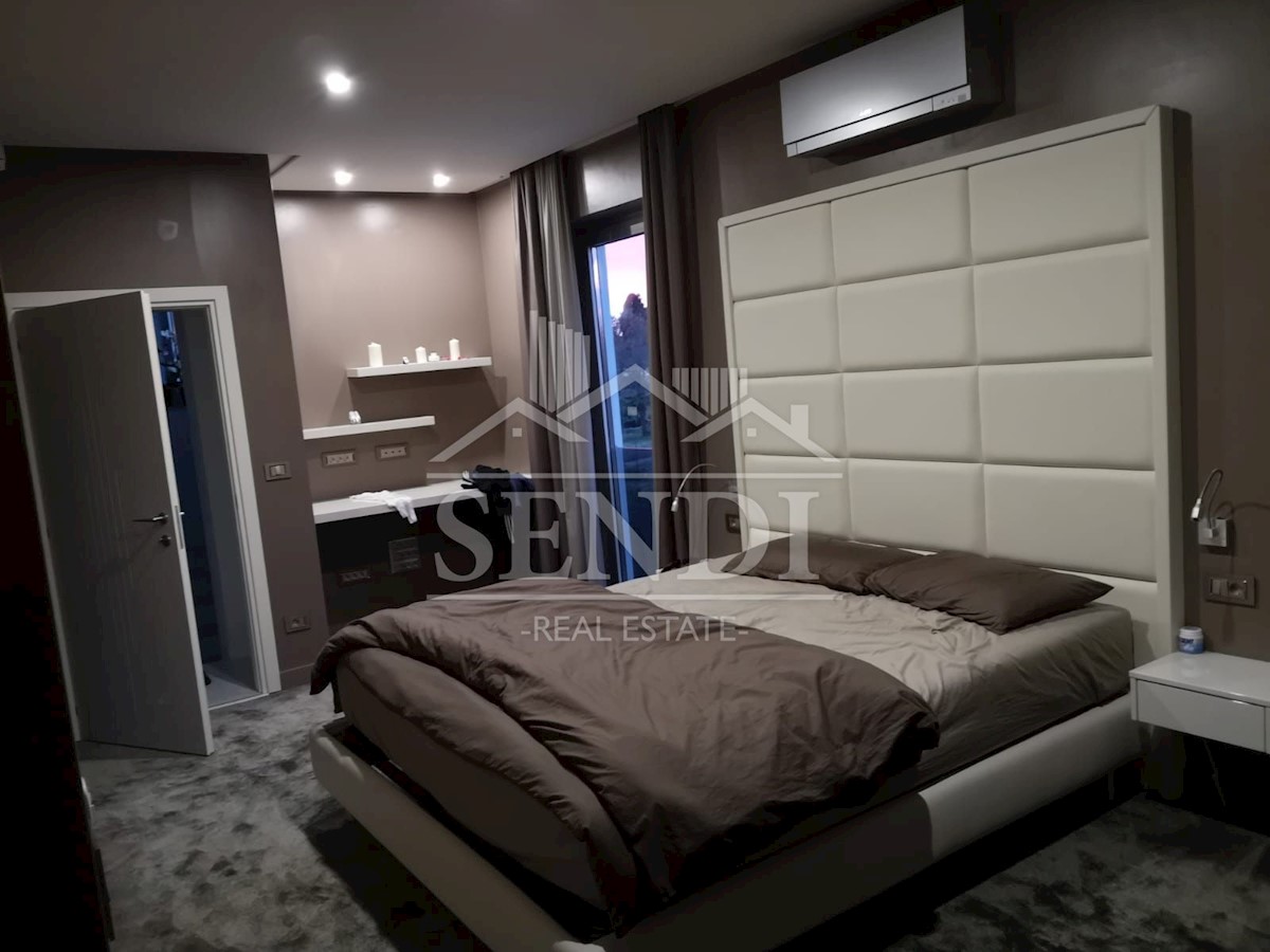 House For sale - ISTARSKA  POREČ 