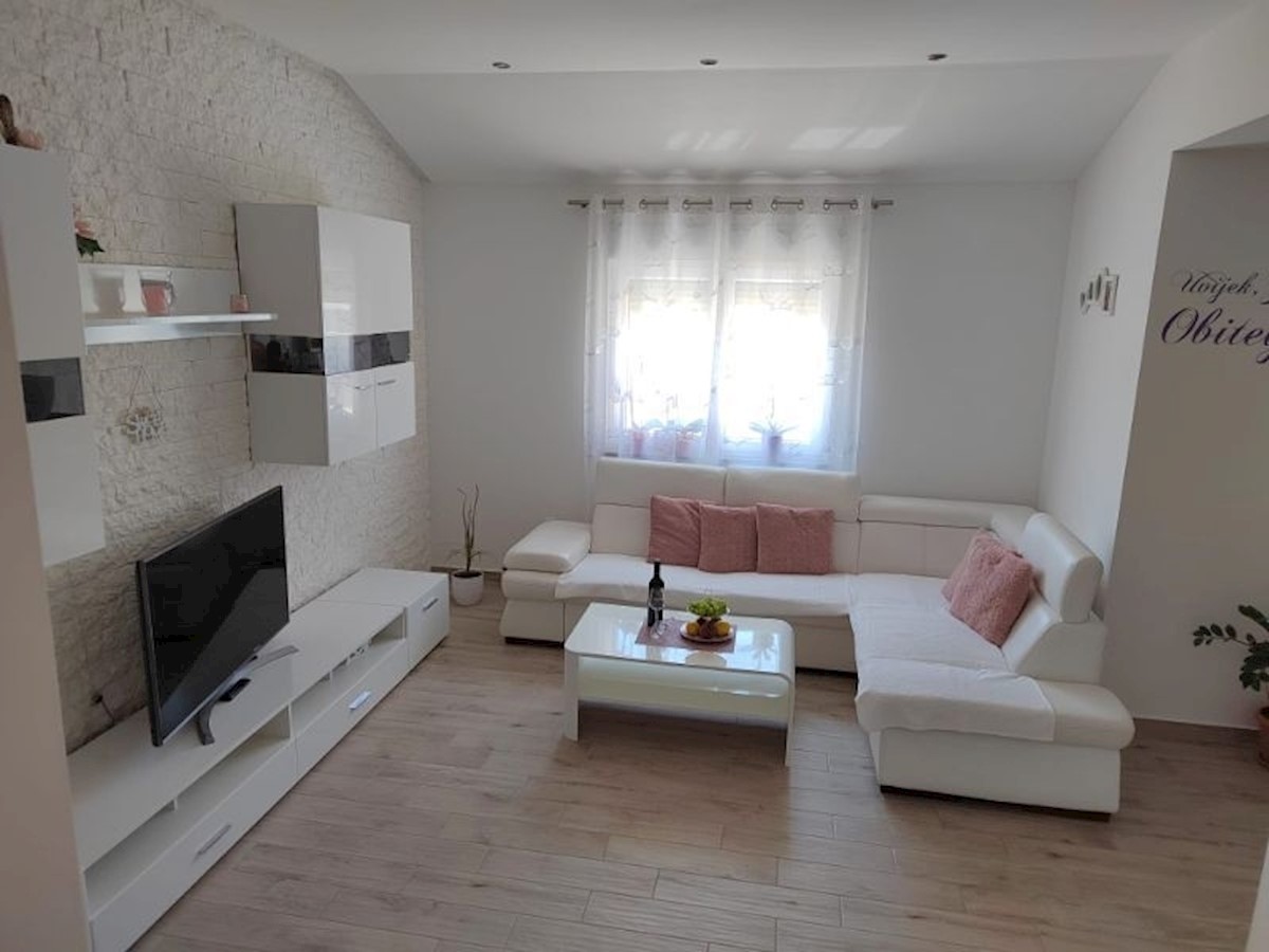 Haus Zu verkaufen - ISTARSKA  PULA 