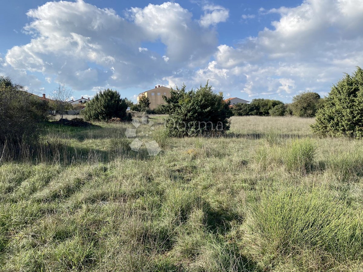 Parcela Naprodaj - ISTARSKA  Pula