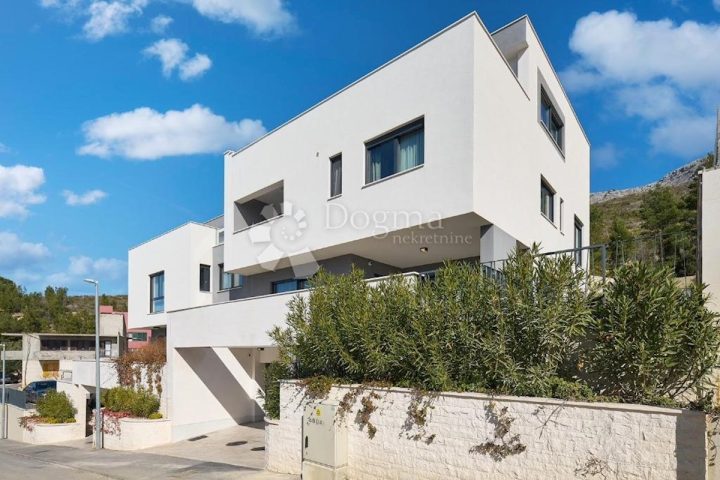 Haus Zu verkaufen - Splitsko-dalmatinska Podstrana - foto 2/26