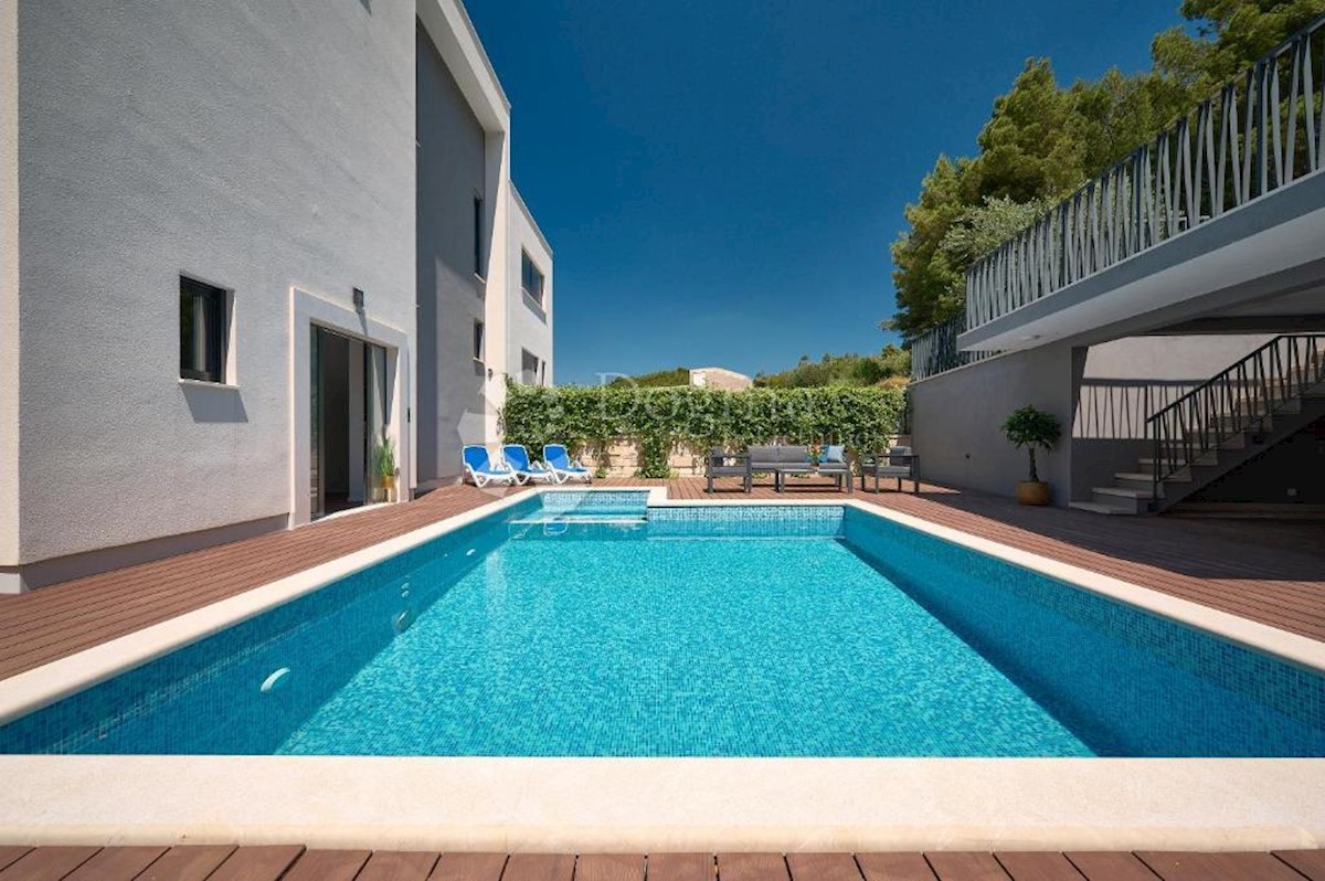 Maison À vendre - SPLITSKO-DALMATINSKA  Podstrana