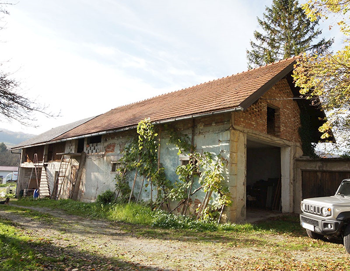 Kuća Na prodaju - ZAGREBAČKA  SAMOBOR 