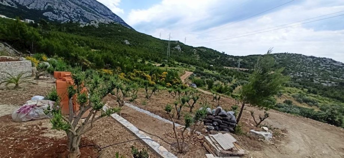 Kuća Na prodaju - SPLITSKO-DALMATINSKA  MAKARSKA 