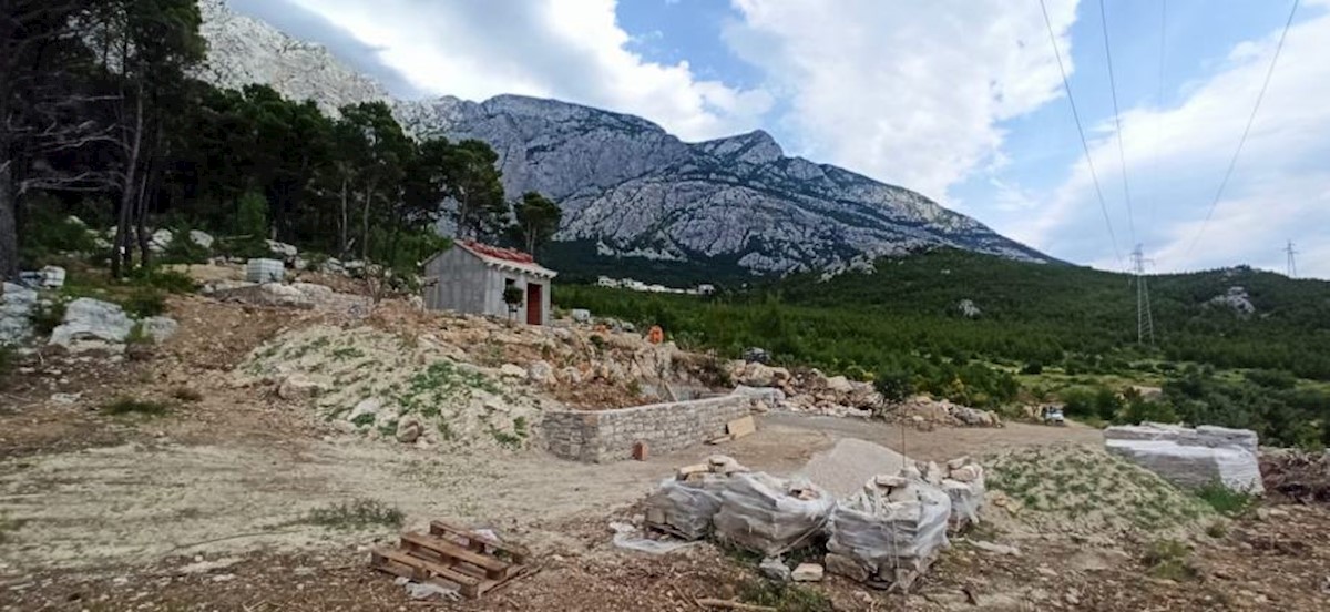 Kuća Na prodaju - SPLITSKO-DALMATINSKA  MAKARSKA 