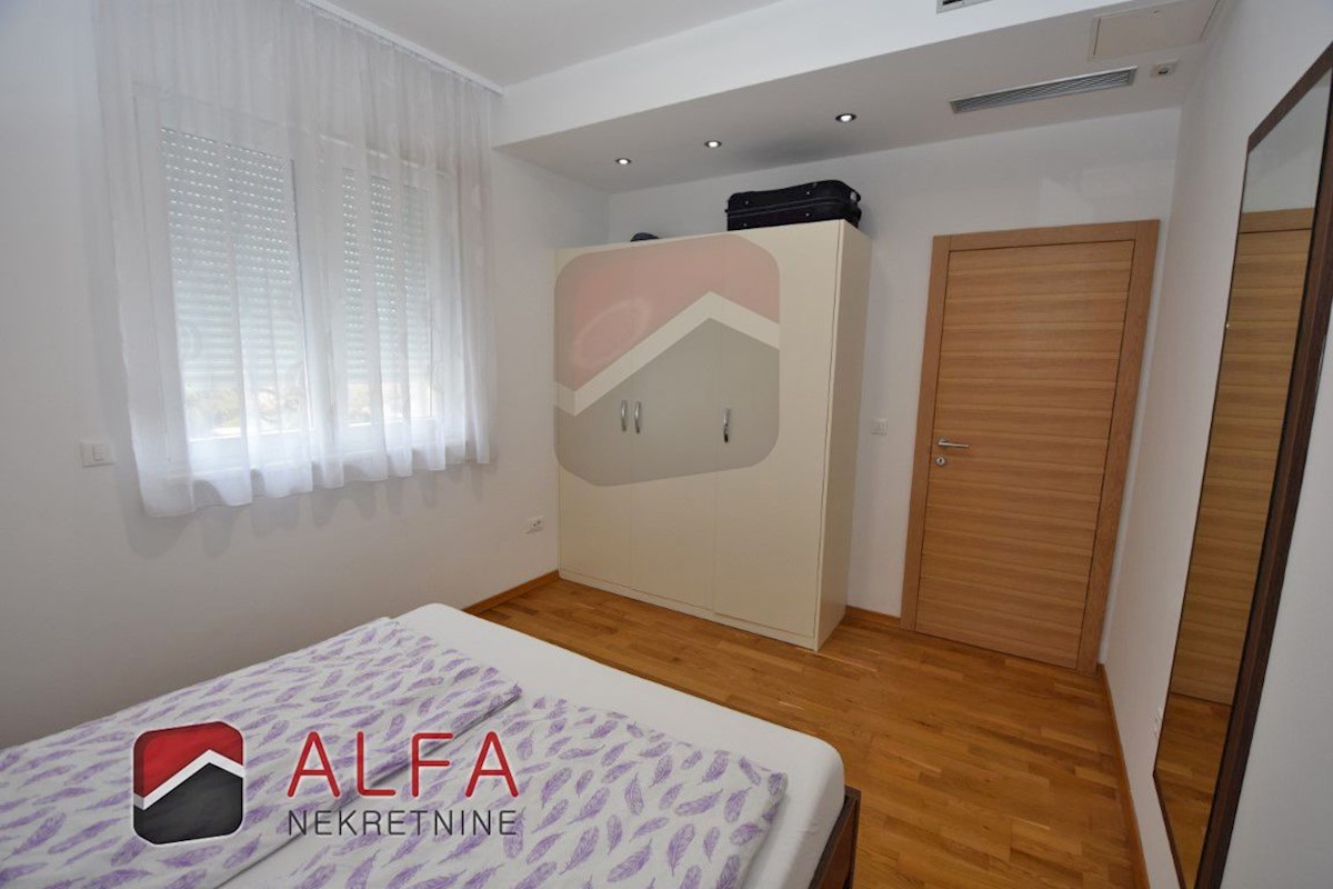 Apartmán Na prodej - ŠIBENSKO-KNINSKA  VODICE 