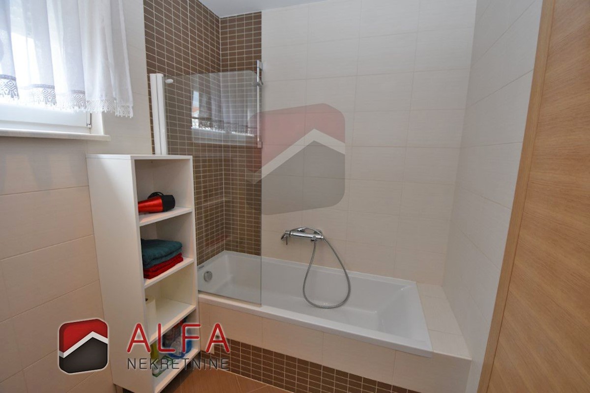 Apartmán Na prodej - ŠIBENSKO-KNINSKA  VODICE 