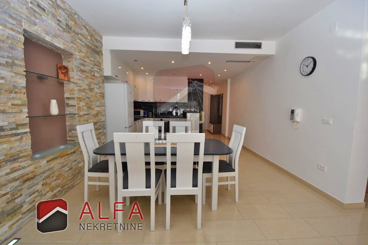 Apartment Zu verkaufen - ŠIBENSKO-KNINSKA  VODICE 