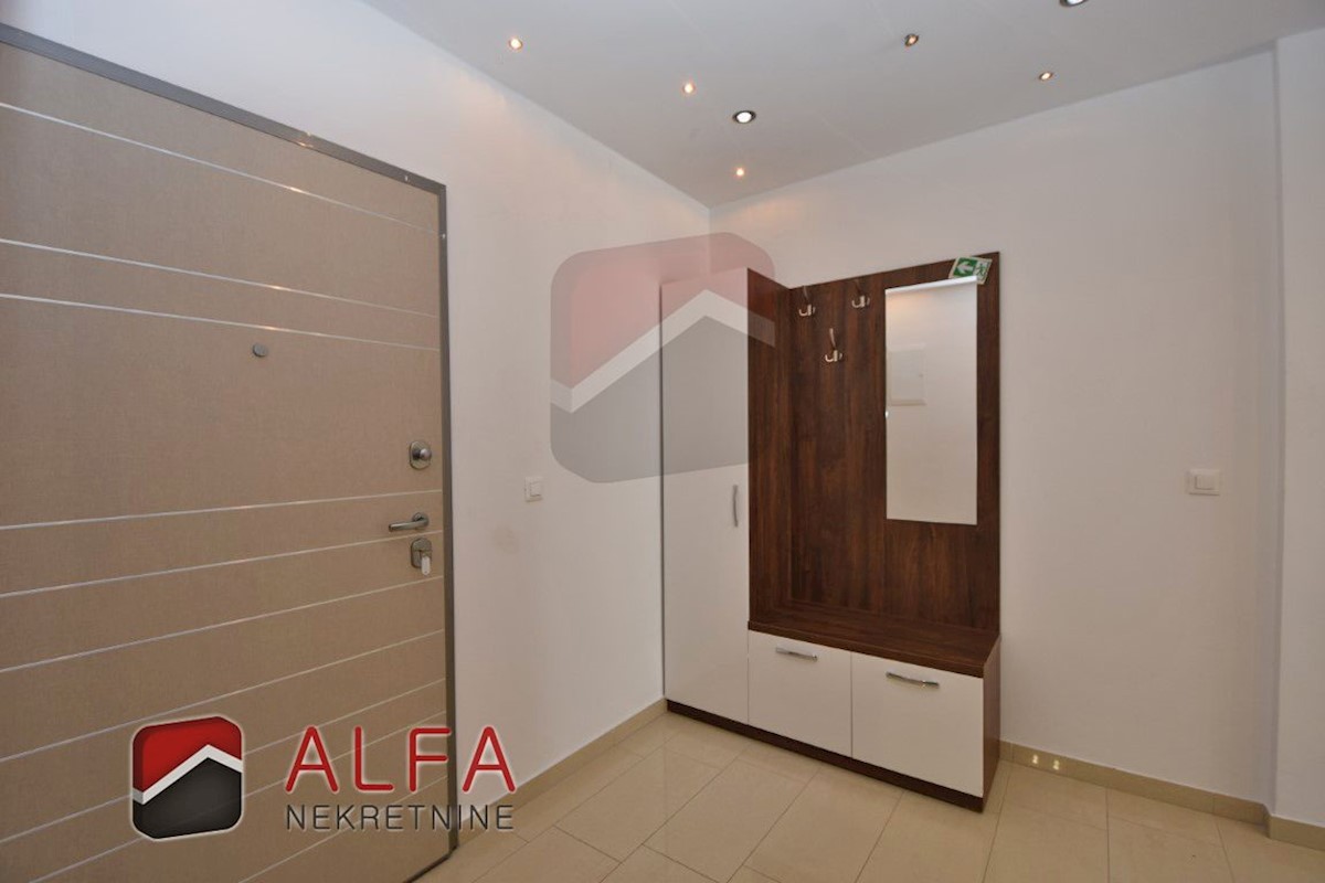 Apartment Zu verkaufen - ŠIBENSKO-KNINSKA  VODICE 