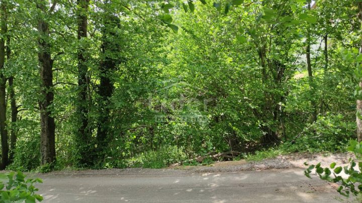Zemljište na prodaju 2252 m² – Fužine