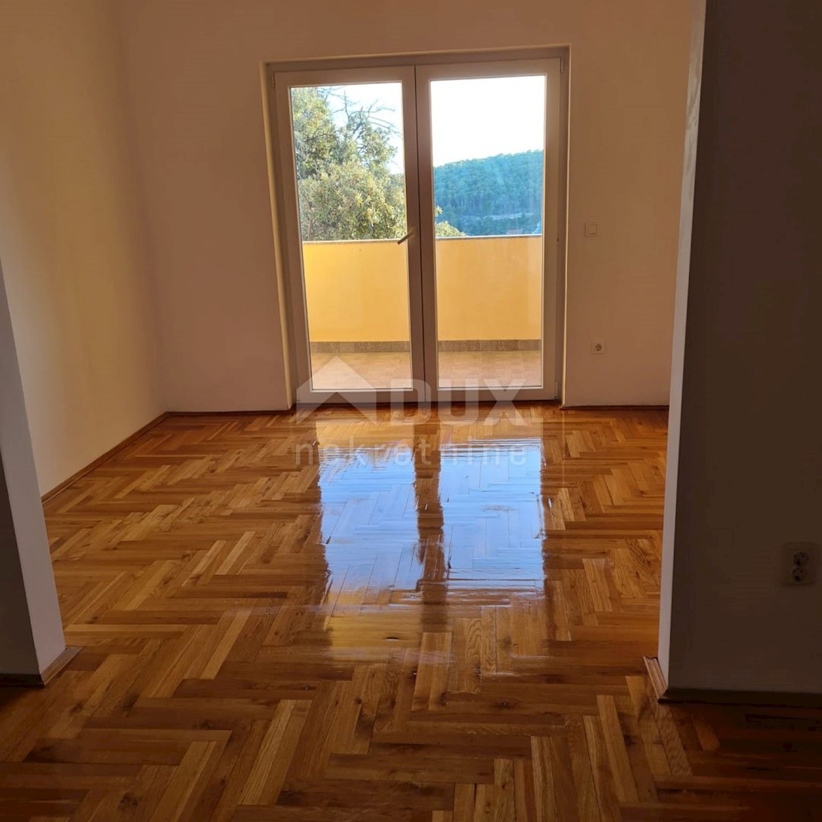 Flat For sale - PRIMORSKO-GORANSKA  RAB 