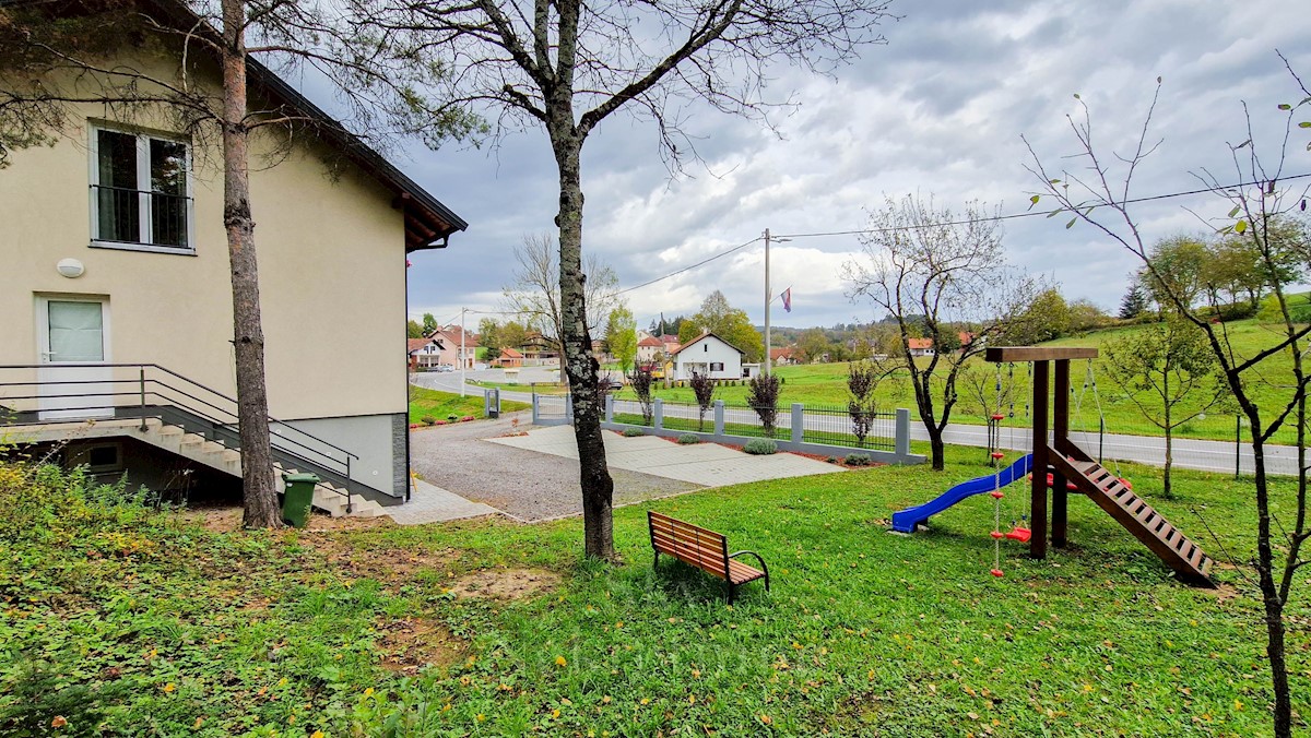 Casa In vendita - KARLOVAČKA  RAKOVICA 