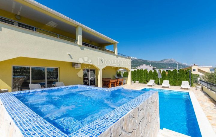 House For sale - Splitsko-dalmatinska Kaštela - foto 2/28
