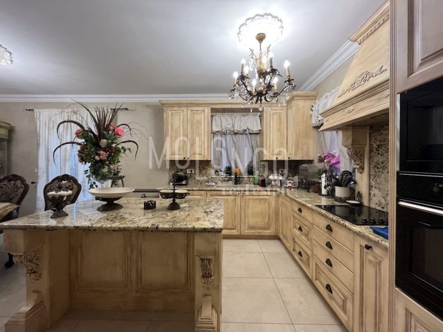 Casa in vendita 304 m² – Lovran