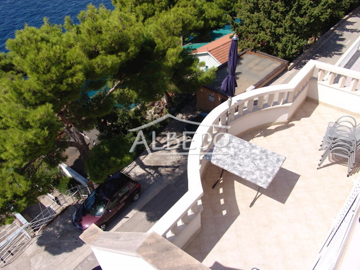 Hiša Naprodaj - SPLITSKO-DALMATINSKA  Gradac