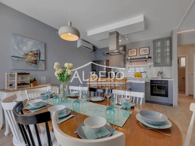 Casa in vendita 320 m² – Veliko Brdo