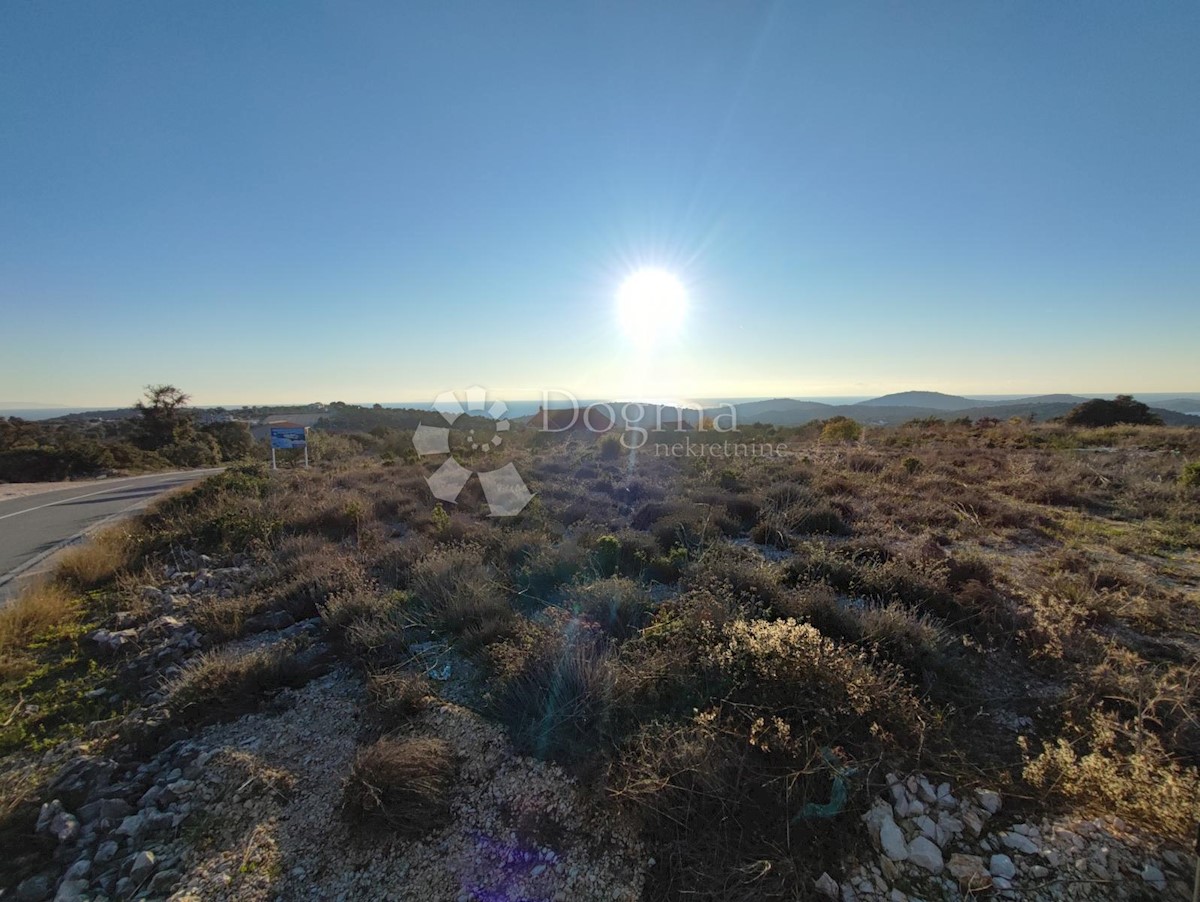 Terreno In vendita - ŠIBENSKO-KNINSKA  ROGOZNICA 