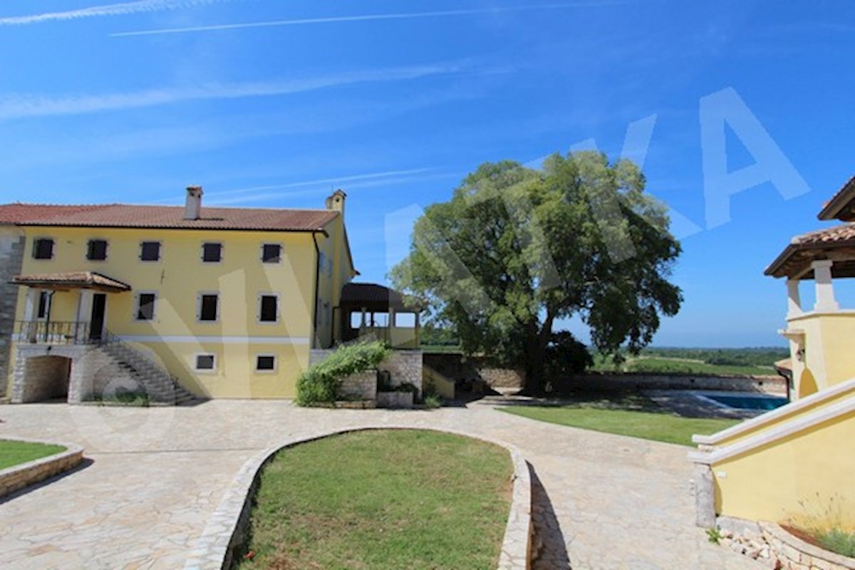 Haus Zu verkaufen - ISTARSKA  VIŠNJAN 