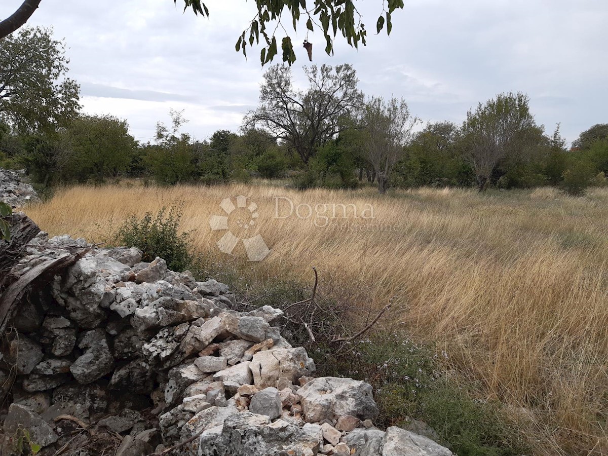 Terrain À vendre - ŠIBENSKO-KNINSKA  DRNIŠ 