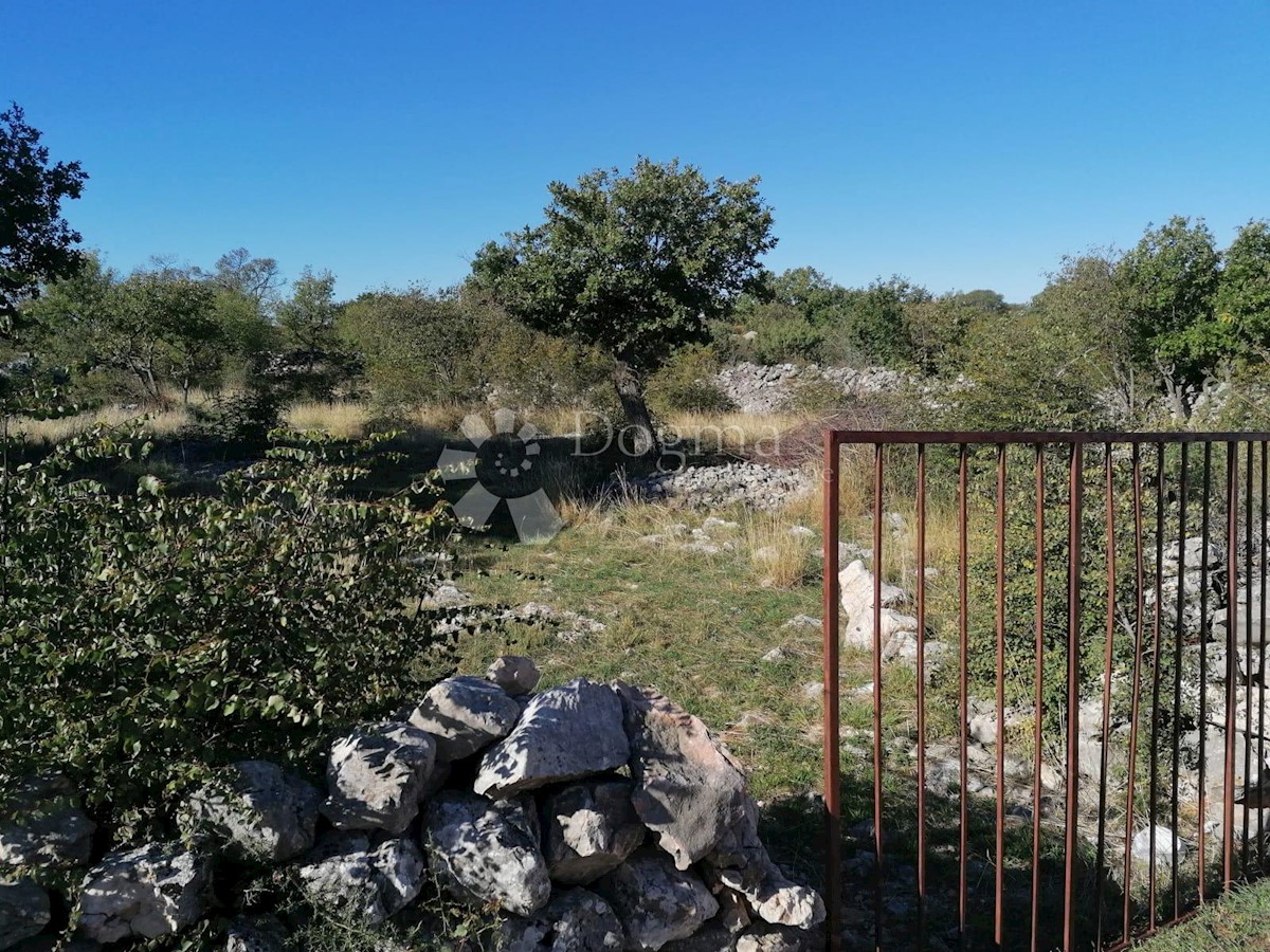 Terrain À vendre - ŠIBENSKO-KNINSKA  DRNIŠ 