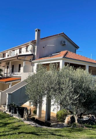 Apartmán na predaj 89 m² – Jelsa