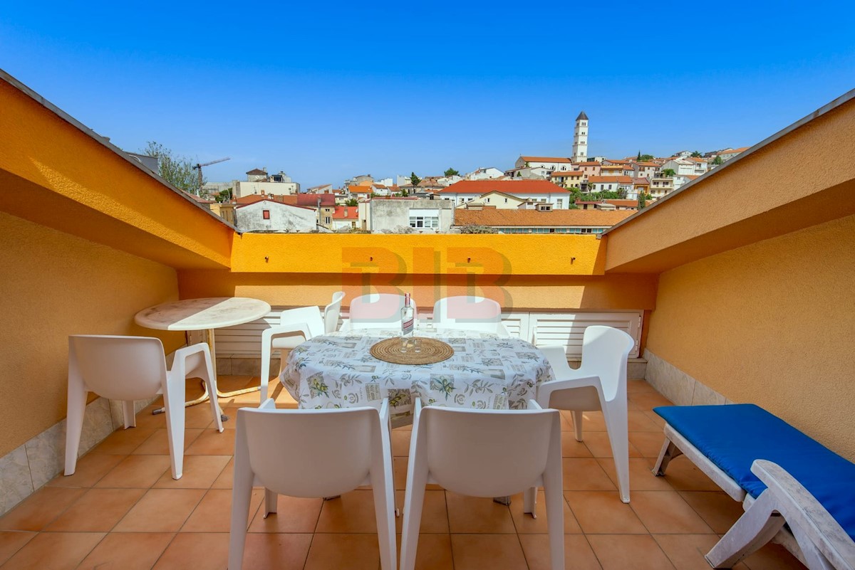 Stan Na prodaju - PRIMORSKO-GORANSKA  CRIKVENICA 