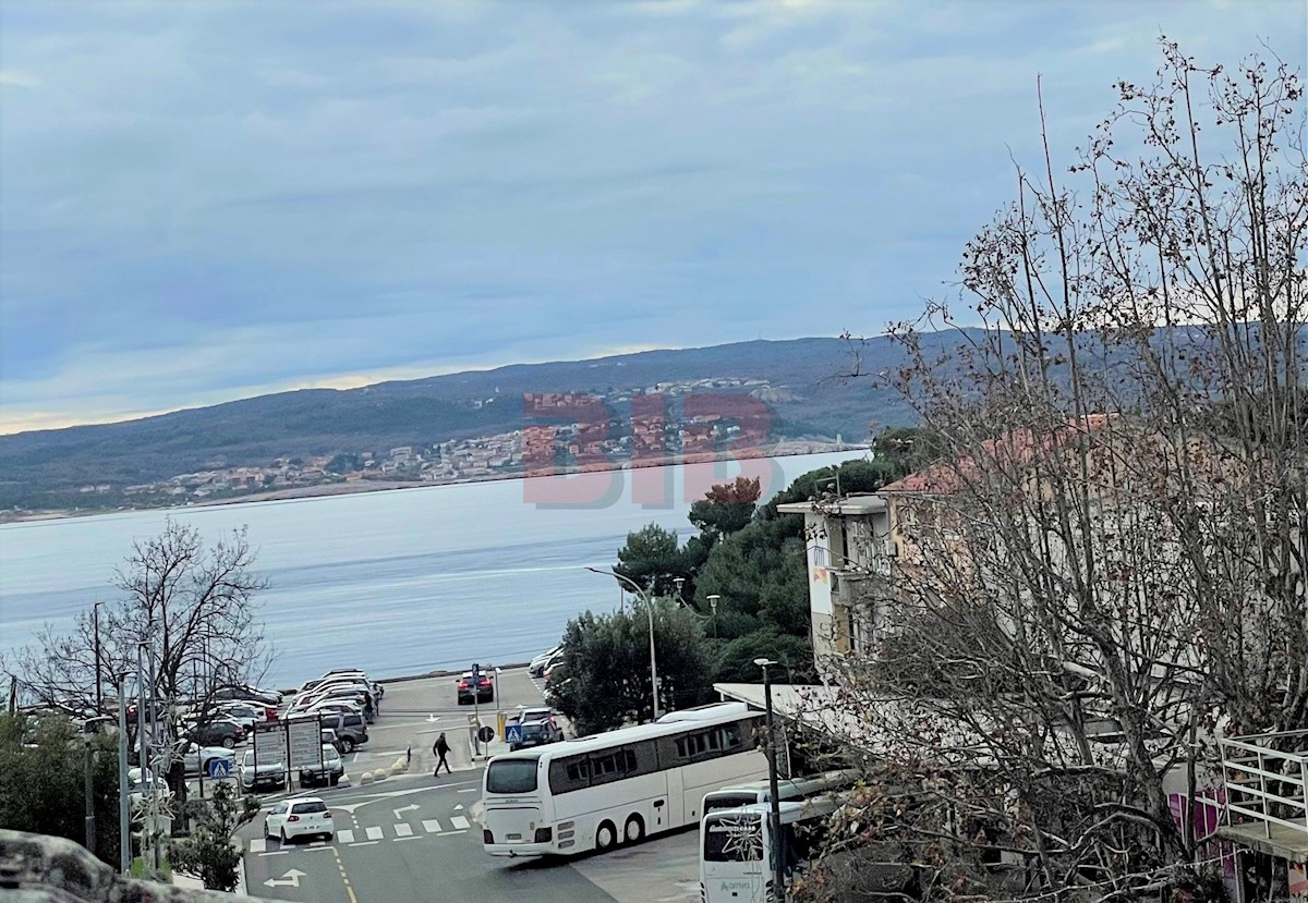 Stan Na prodaju - PRIMORSKO-GORANSKA  CRIKVENICA 