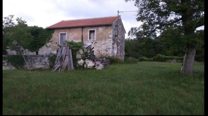 Haus Zu verkaufen - Istarska Oprtalj - foto 2/4