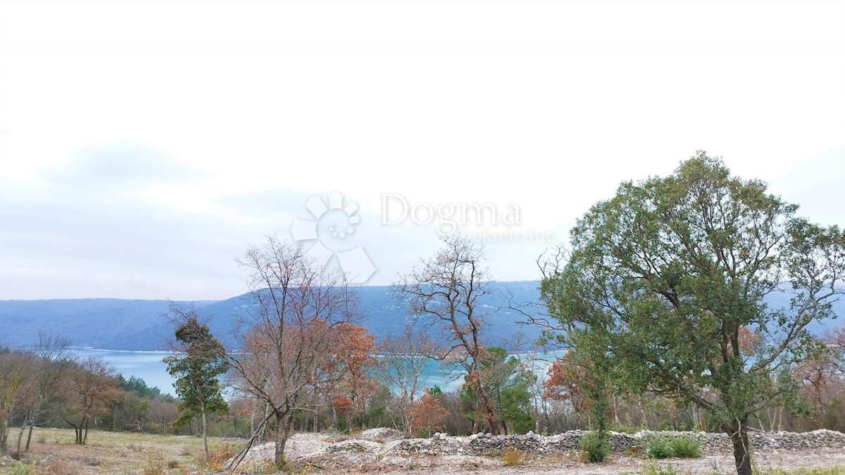 Land For sale - ISTARSKA  RAŠA 