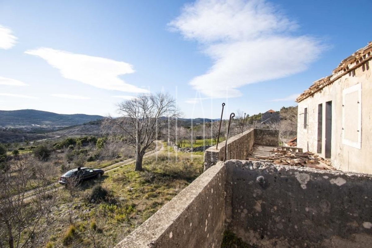 Kuća Na prodaju - ŠIBENSKO-KNINSKA  ŠIBENIK 