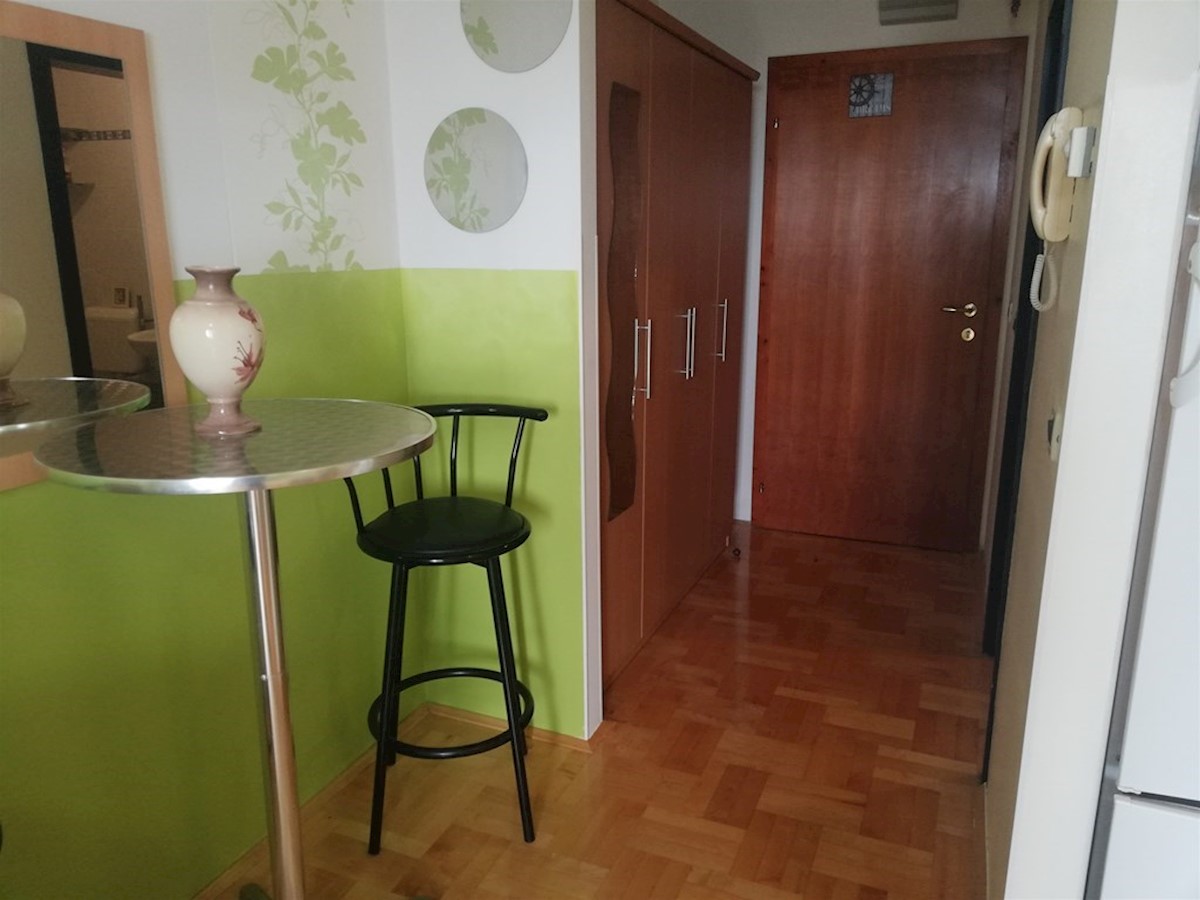 Apartma Naprodaj - ISTARSKA  Pula