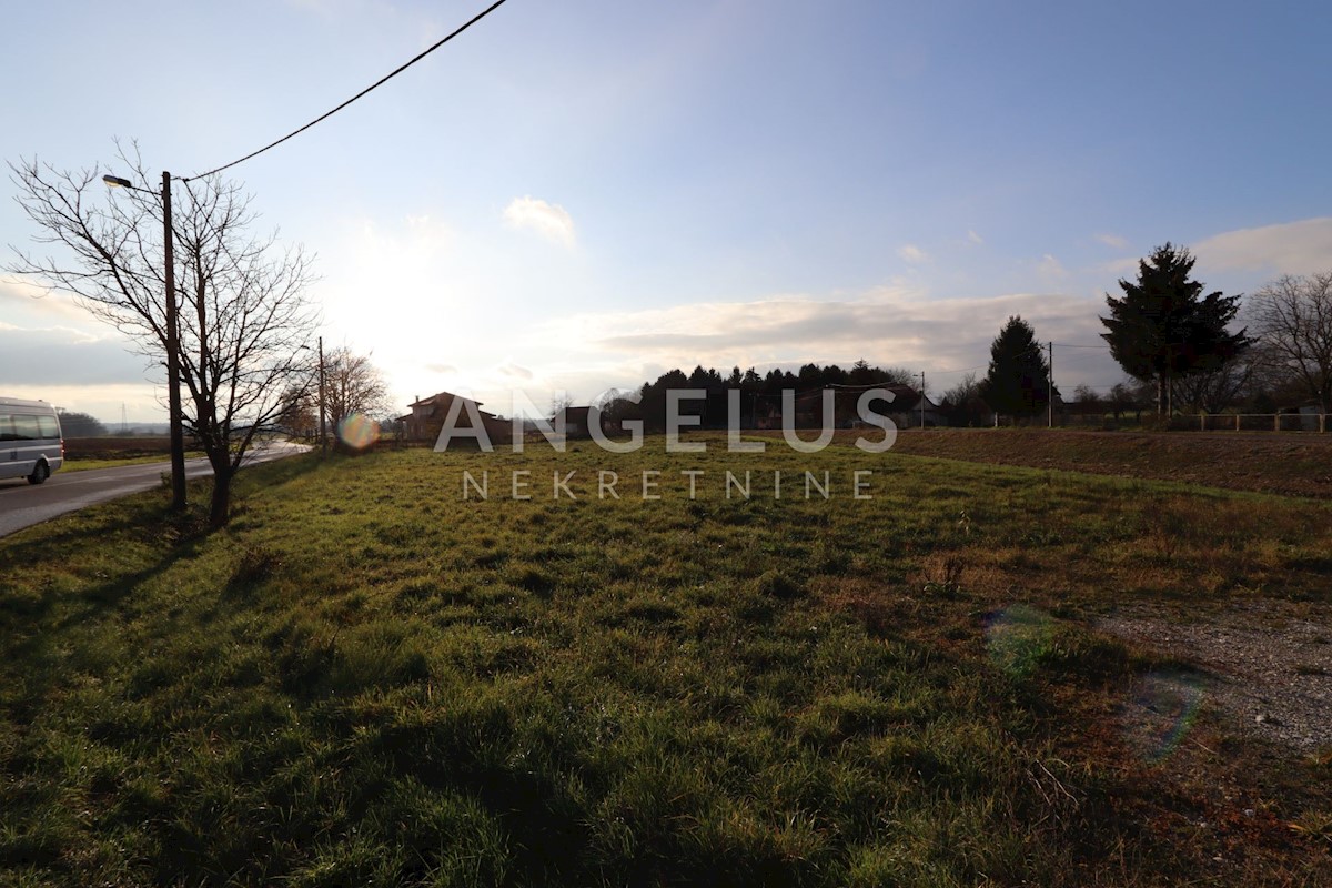 Terreno In vendita - GRAD ZAGREB  ZAGREB 