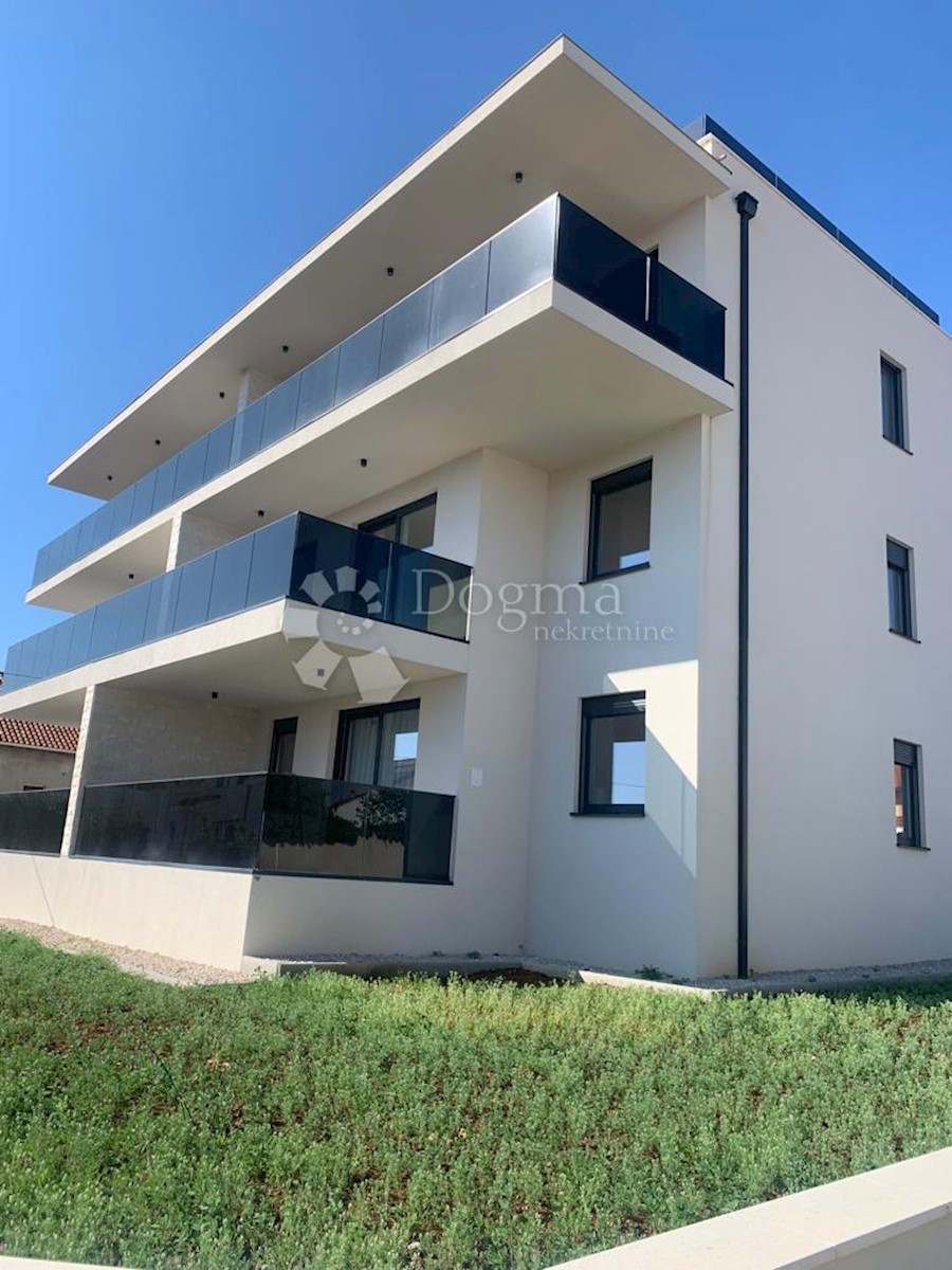 Flat For sale - šibensko-kninska Vodice - foto 1/37