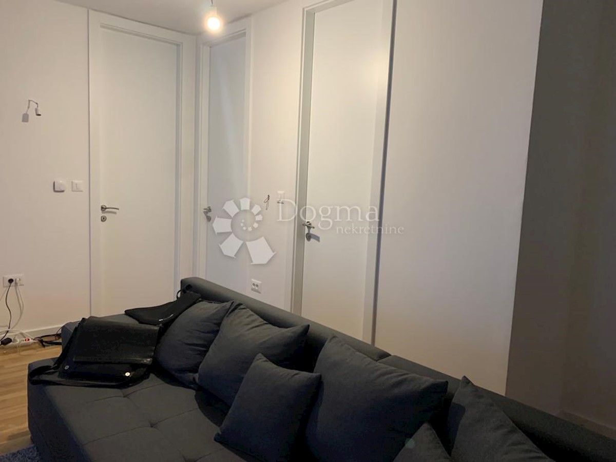 Flat For sale - ŠIBENSKO-KNINSKA  VODICE 