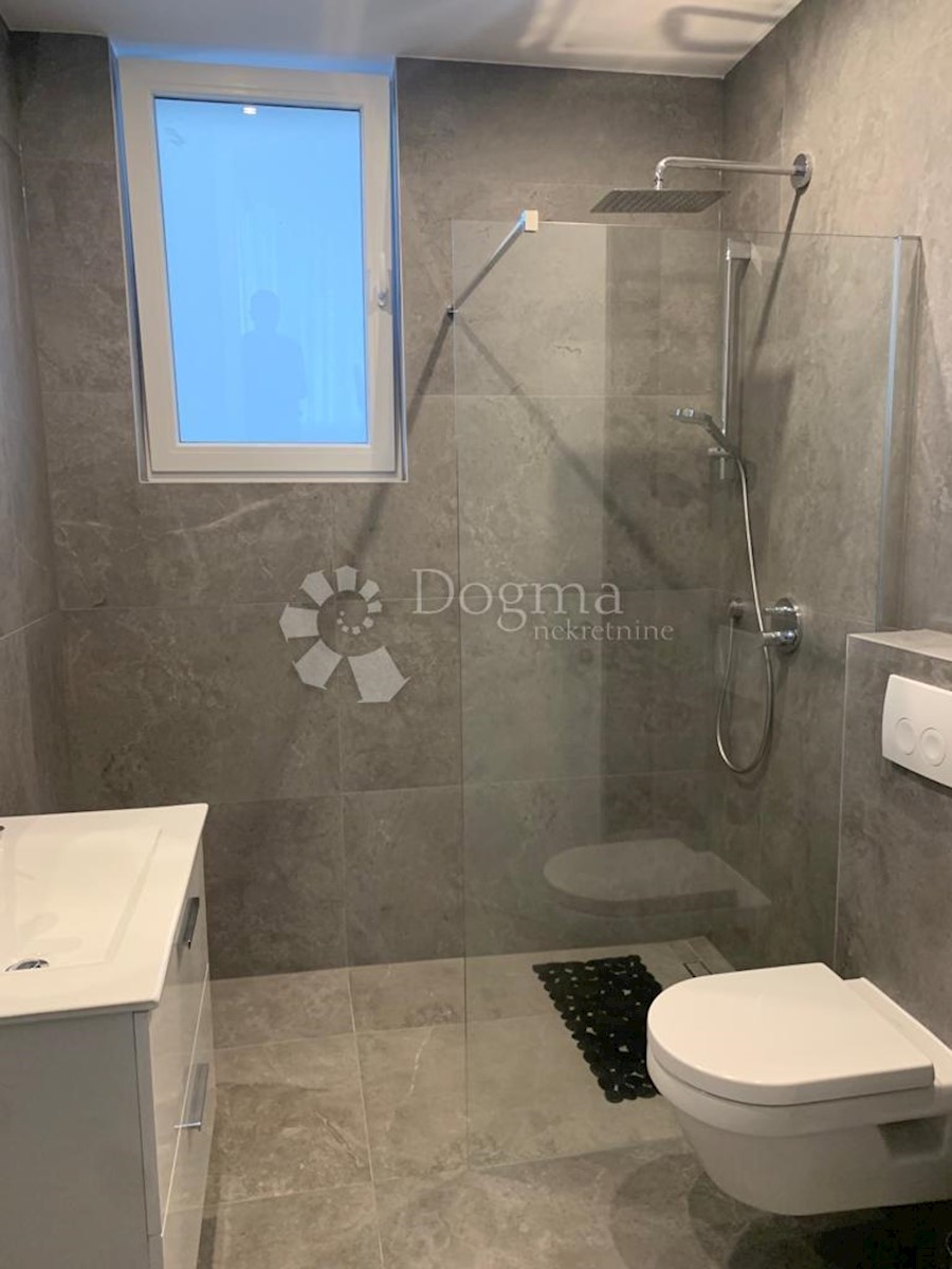 Flat For sale - ŠIBENSKO-KNINSKA  VODICE 