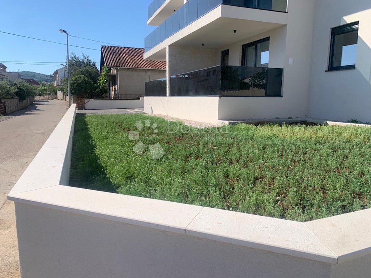 Flat For sale - ŠIBENSKO-KNINSKA  VODICE 
