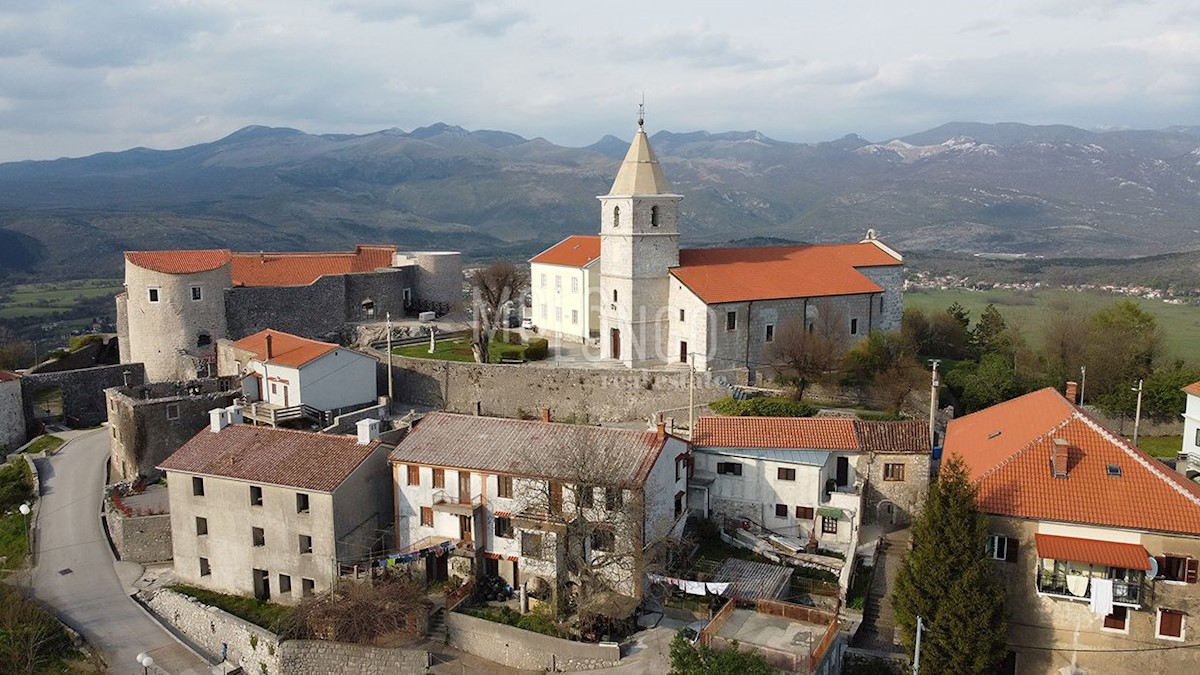 Kuća Na prodaju GROBNIK