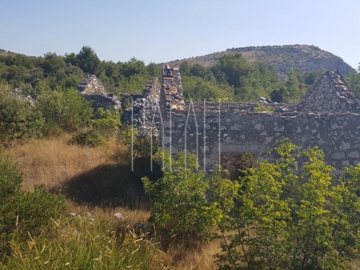 Parcela Na predaj - ŠIBENSKO-KNINSKA  ŠIBENIK 