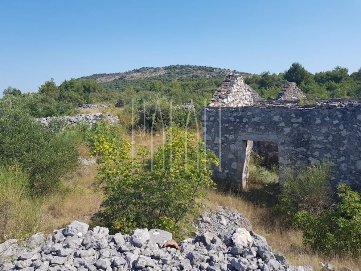 Parcela Na predaj - ŠIBENSKO-KNINSKA  ŠIBENIK 